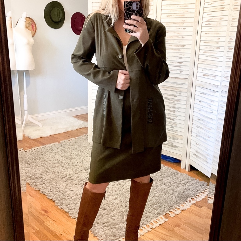 I.S.B | Vintage Faux Suede Zebra Green Skirt Blazer Suit Set